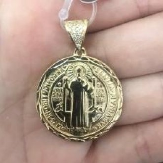 Detalhes do produto Medalha São Bento grande com engate cravejado