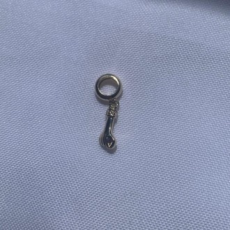 Detalhes do produto Pingente Figa para Pulseira Réplica Pandora