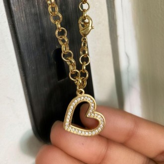 Detalhes do produto Pulseira elo portugues pingente coração cravejado