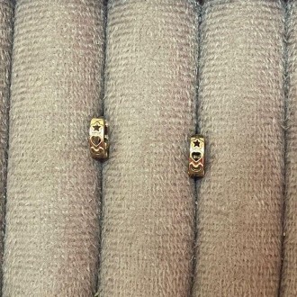 Detalhes do produto Brinco Pequeno com Coração, Esrela e Lua Vazados