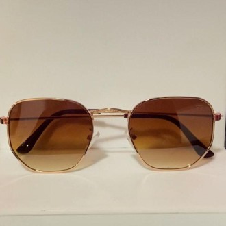Detalhes do produto Oculos Lente Marrom e Armação Rose Com Vermelho