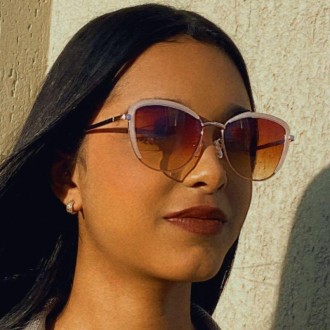 Detalhes do produto Oculos Armaçao Rosa Claro com rose
