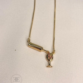 Colar Taça e Garrafa de Vinho