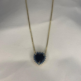 Colar Pingente Coração 3 Garras com Detalhe Azul