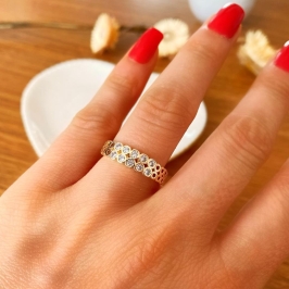 Meia aliança com duas fileiras de zirconias redondas colmeia