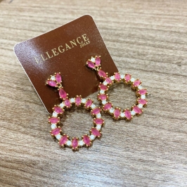 Brinco Cristal redondo com pontos de luz rosa