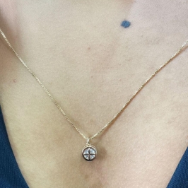 Colar ponto de luz com cruz