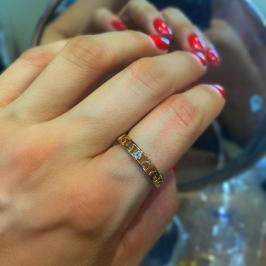 Anel corações vazado 1 ponto de luz