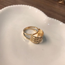 Anel liso quatro linha