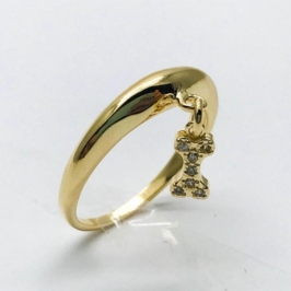 Anel liso com osso cravejado