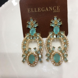 brinco longo circular cristal azul claro