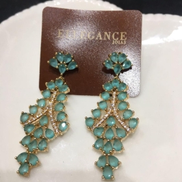 brinco longo cristal verde água