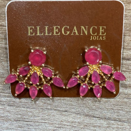 Brinco pedraria vermelha
