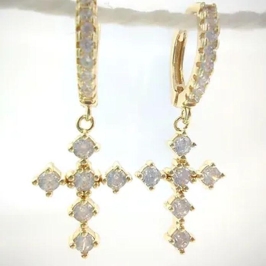 Argola Click Cravejada Cruz