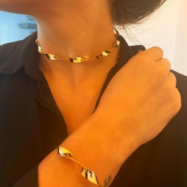 Pulsiera rigida torcida metal