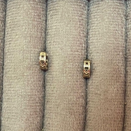 Brinco Pequeno com Coração, Esrela e Lua Vazados