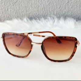 Oculos Quadrado Estampa Onça com Rose