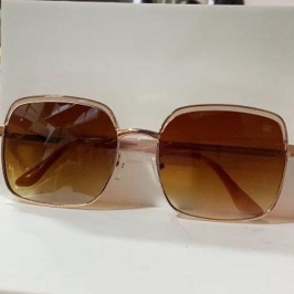 Oculos Quadrado Rosa Claro com Detelhes Rose