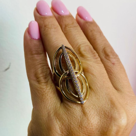 Anel longo trançado com zircônia