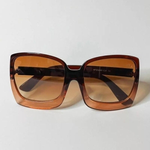 Oculos Quadrado Marrom