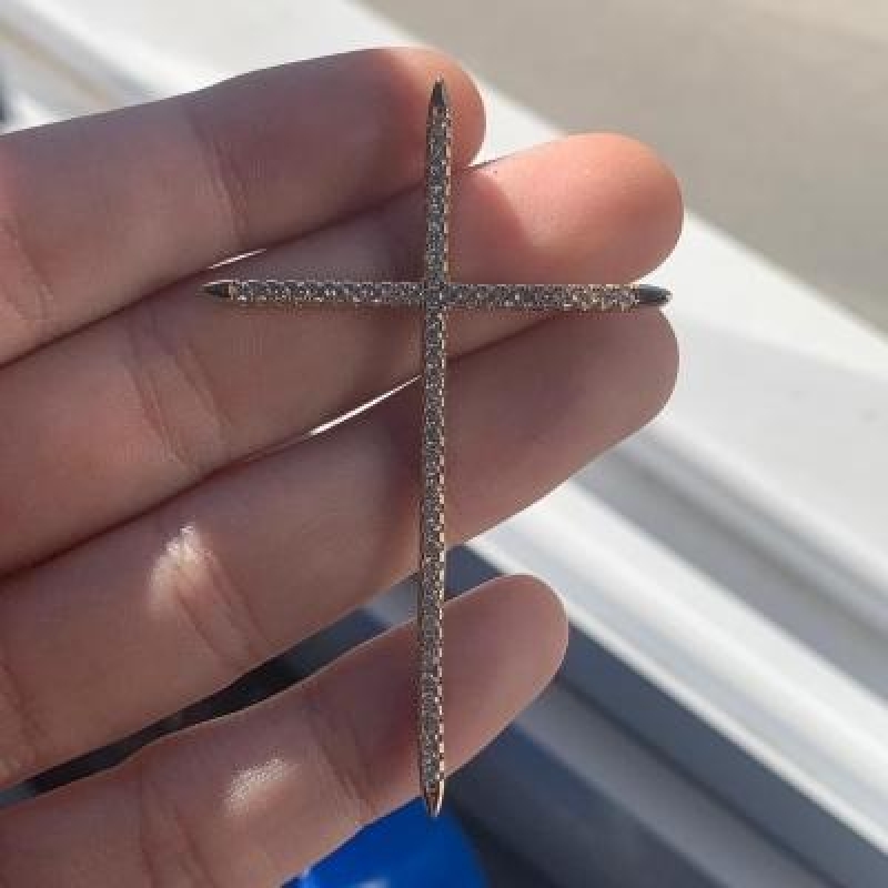 Pingente Crucifixo Cravejado