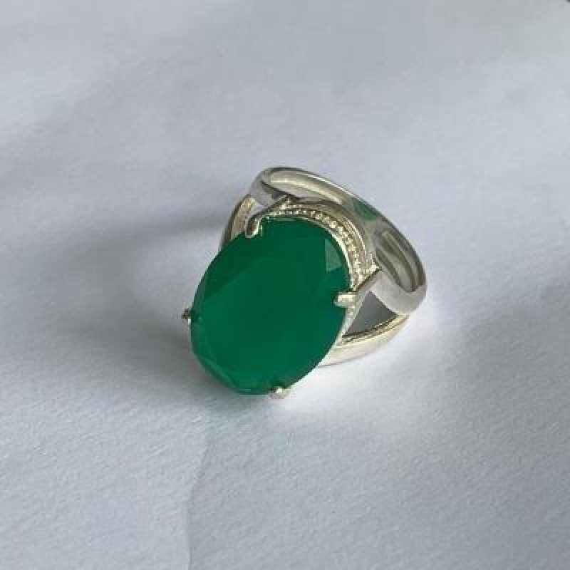 Anel Prata Cravejado com Pedra Natural Verde Claro