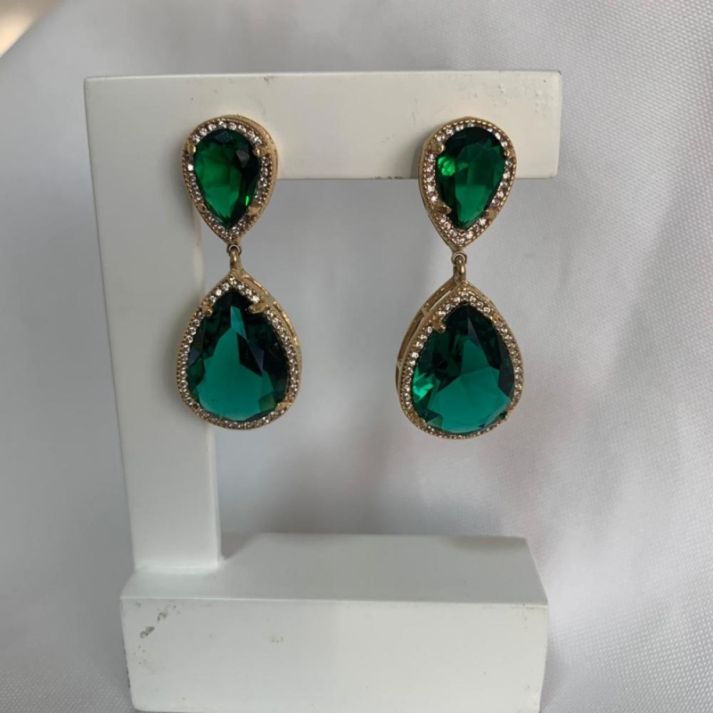 Brinco 2 Pedras Cravejadas Verde