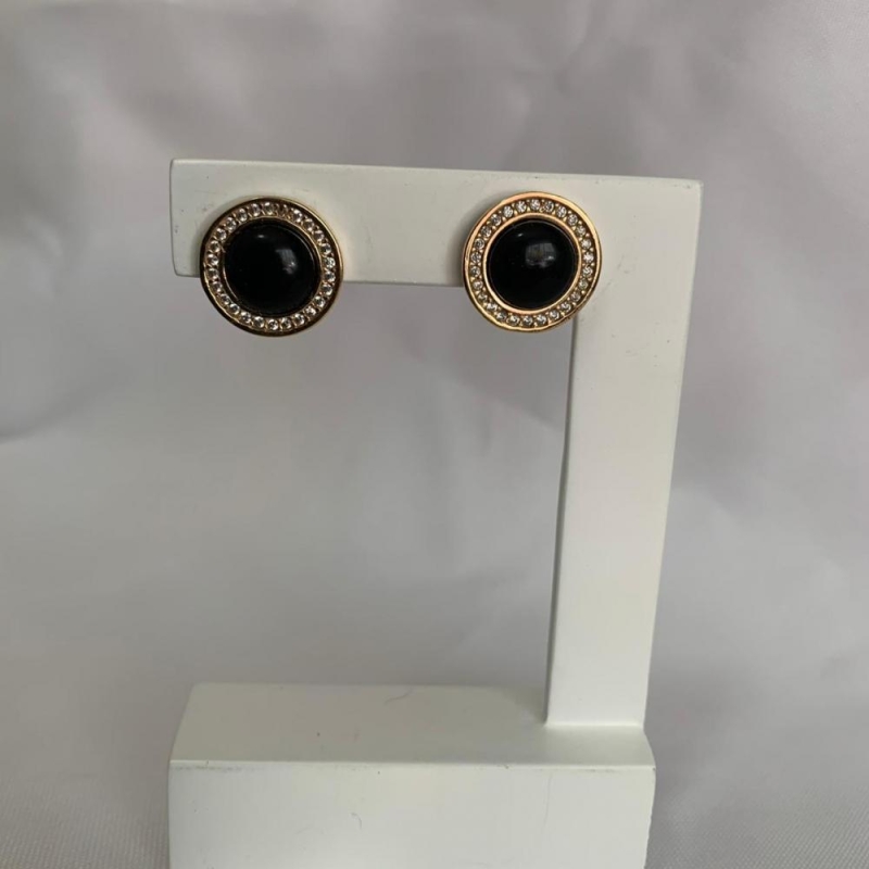 Brinco Perola Preta Cravejada na Volta