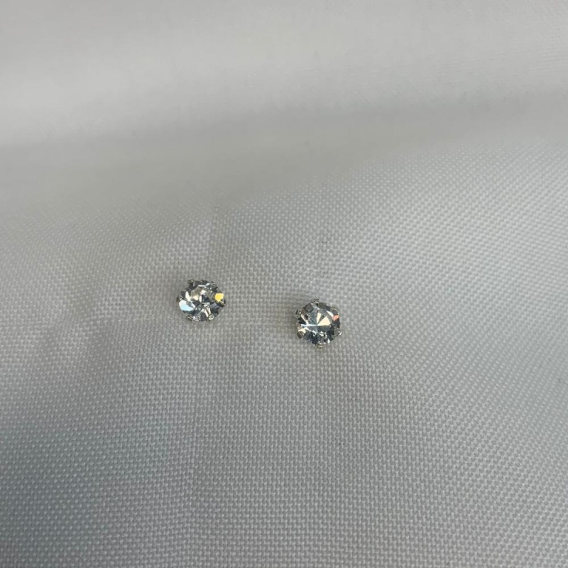 Brinco Ponto de Luz 6 Garras