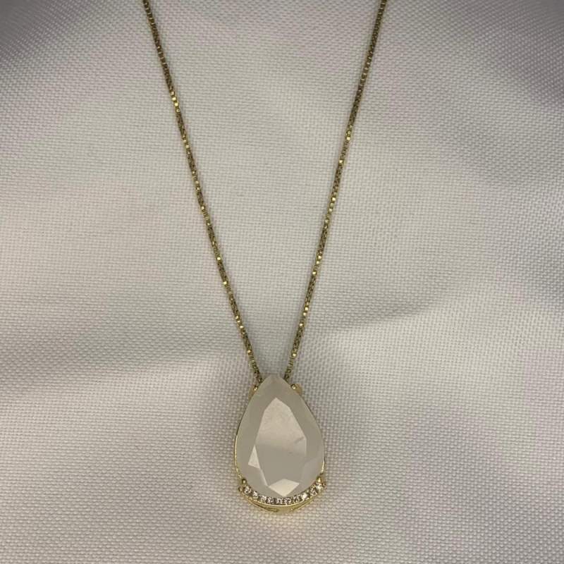 Colar Zircônia Cravejado de Triangulo Branco