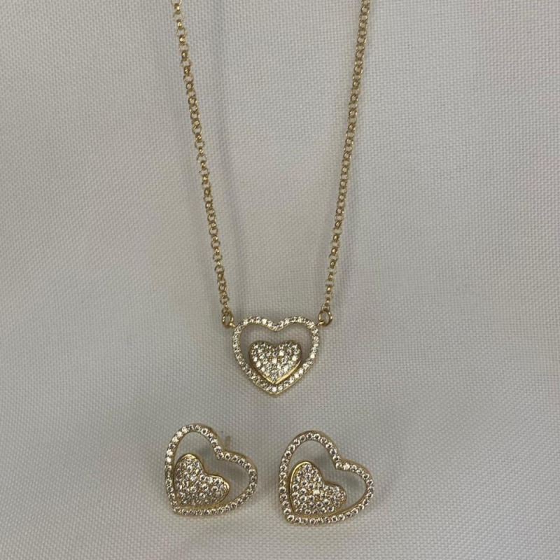 Conjunto Colar e Brinco Coração Vazado Cravejado