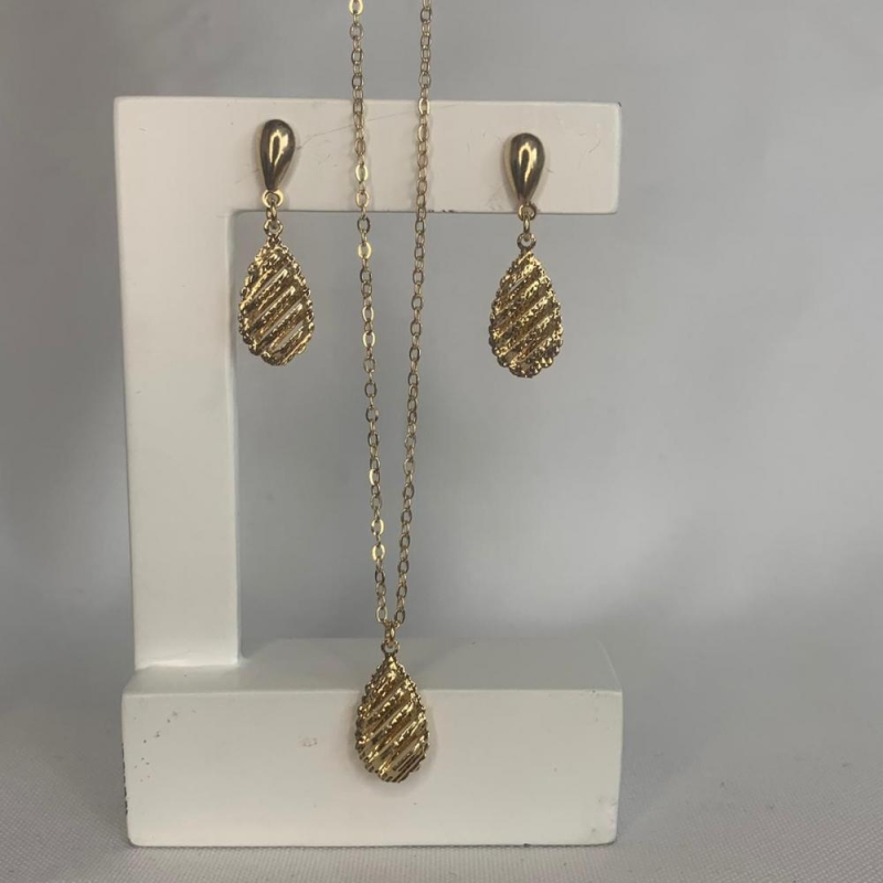 Conjunto Colar e Brinco Folha 4 Linhas