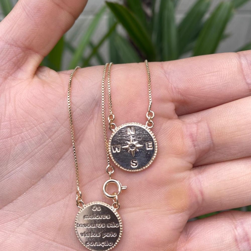 Colar Duas Medalhas Rosa dos Ventos