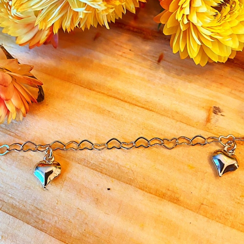 Pulseira Corrente Corações com 2 Pingentes Coração Liso