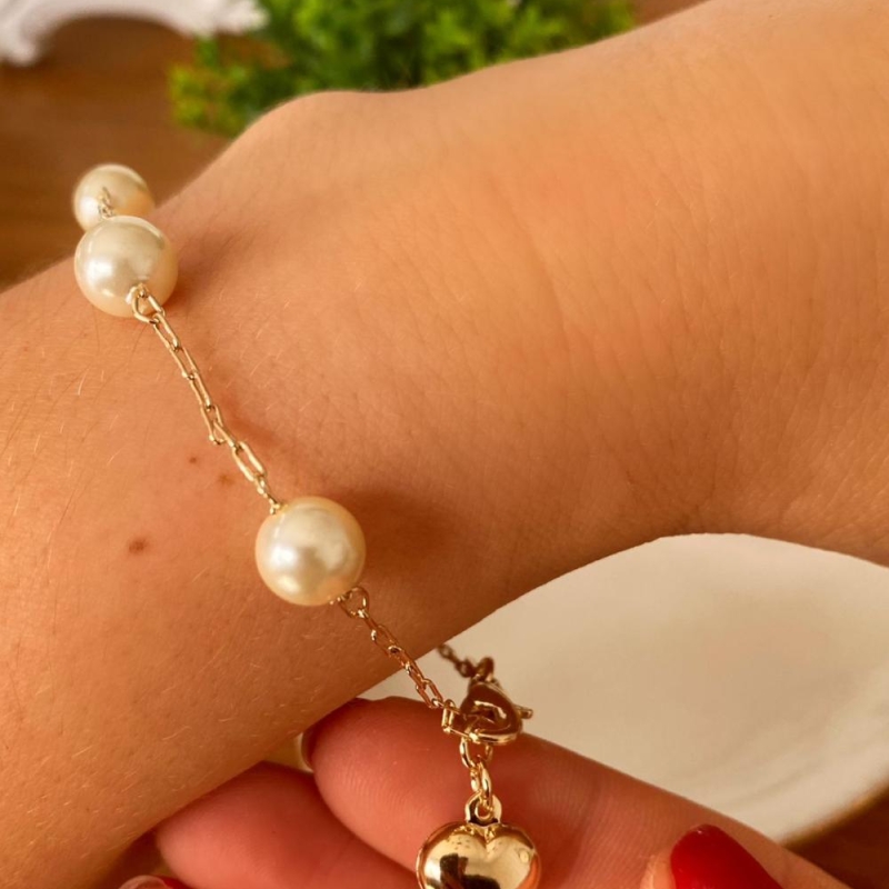 Pulseira Perola Com Coração Na Ponta