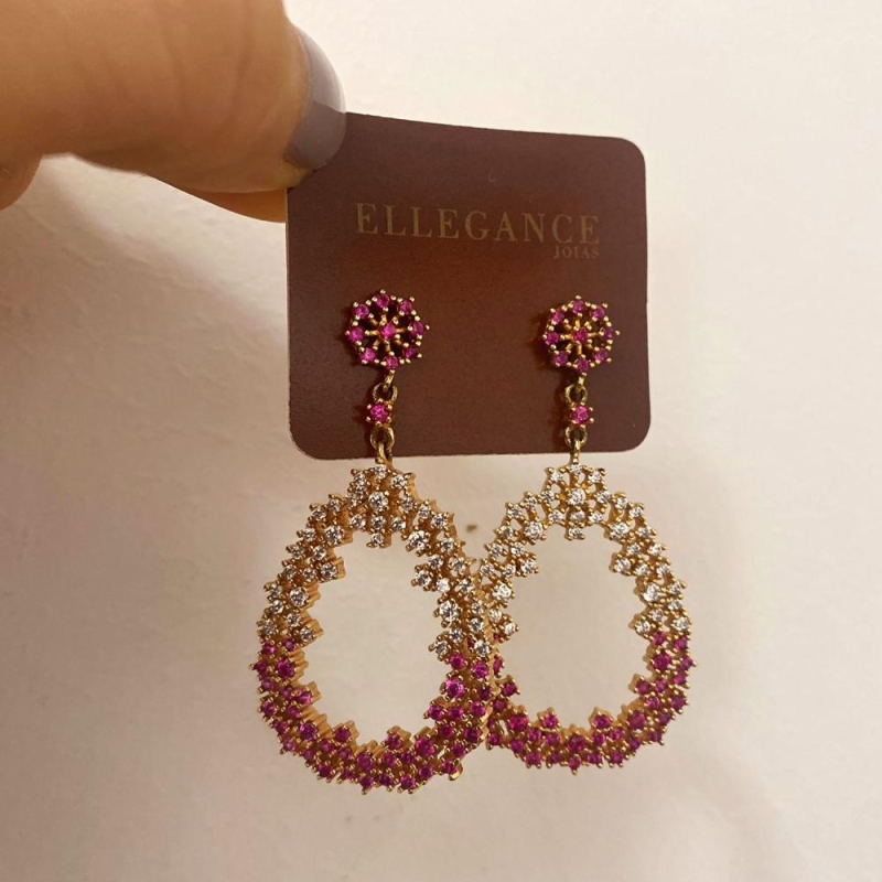 Brinco longo luxo zirconias rosa