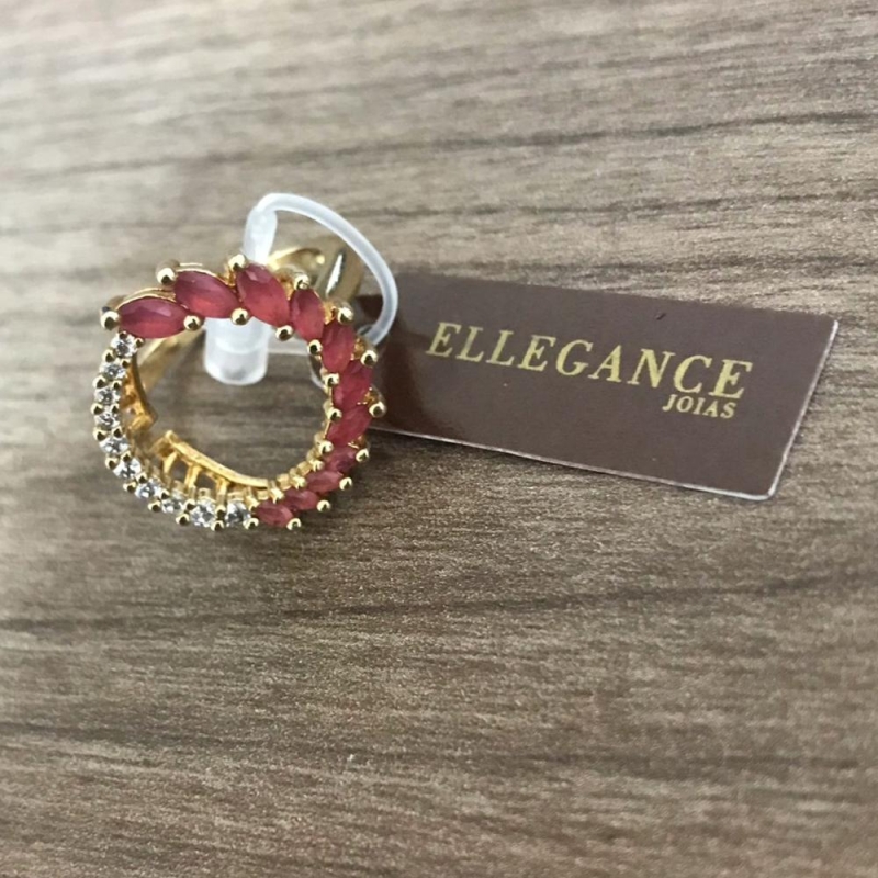 anel folhado com pontinho de luz