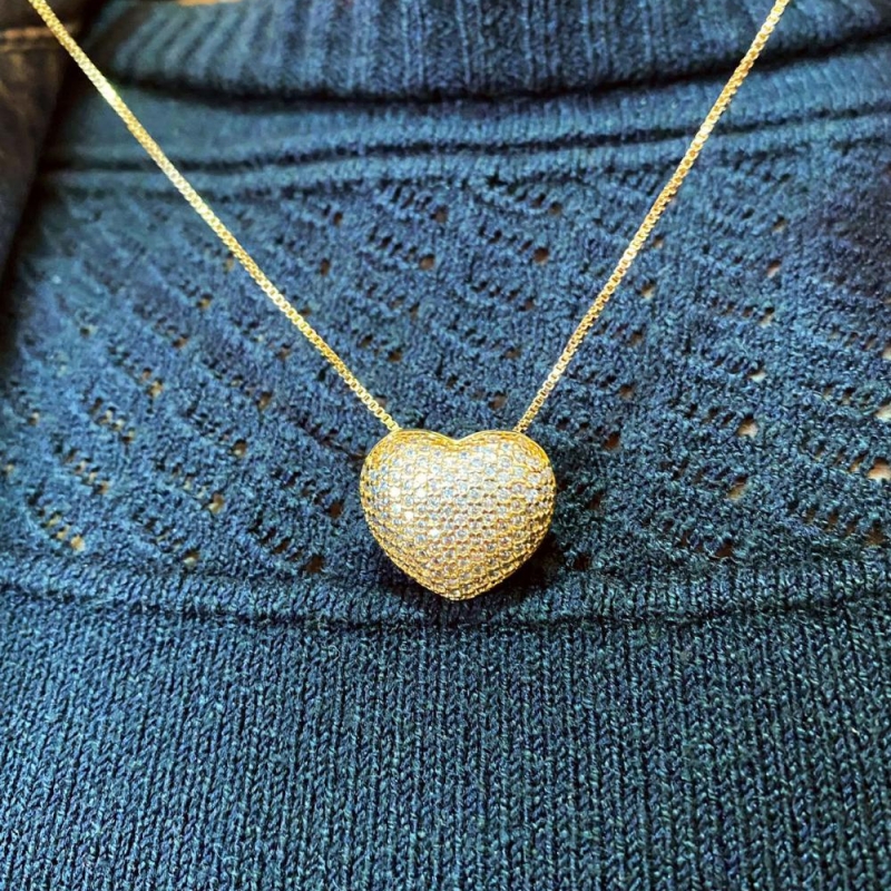 Colar coraçao cravejado