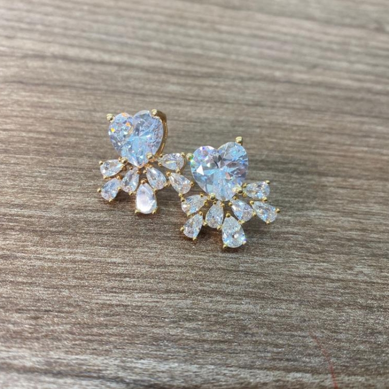 Brinco cristal coração