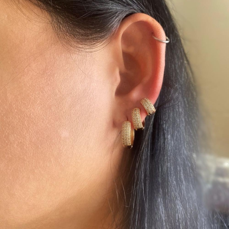 Brinco trio de argolas cravejado