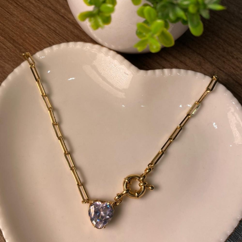 Colar cartier coração fecho boia