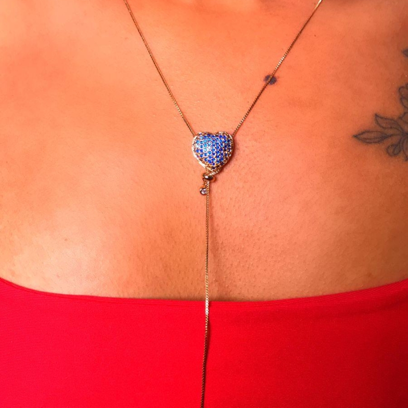 colar coração gravata