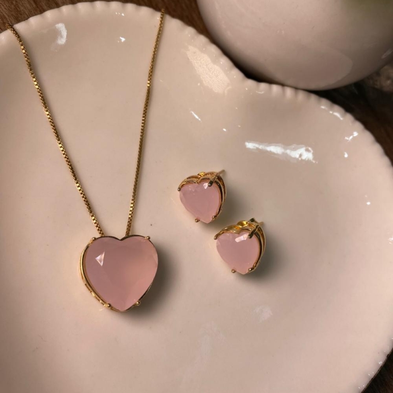 Conjunto brinco colar coração rosa