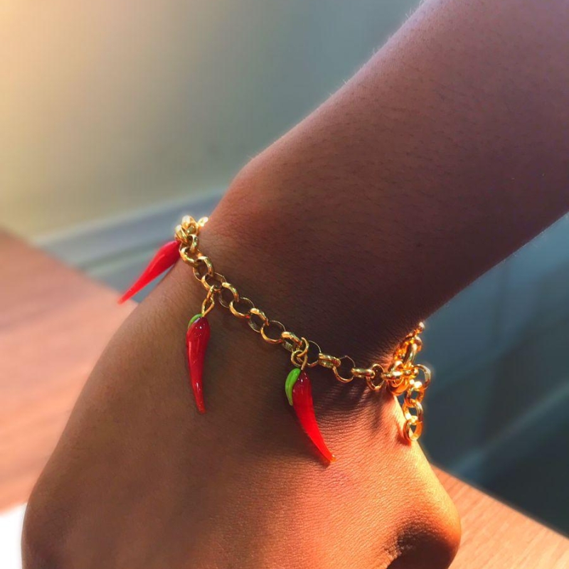 Pulseira elo portugues com pimentas de murano