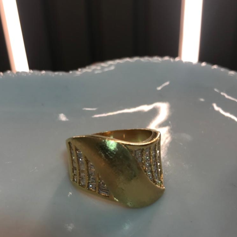 anel cristal e traço liso