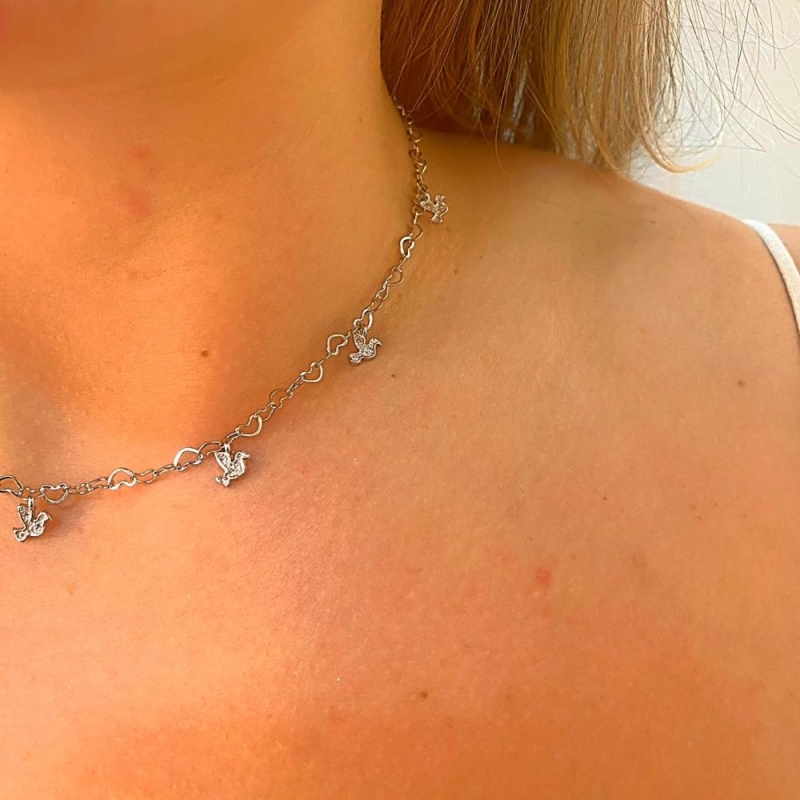 colar Choker  coraçoes com espirito santos