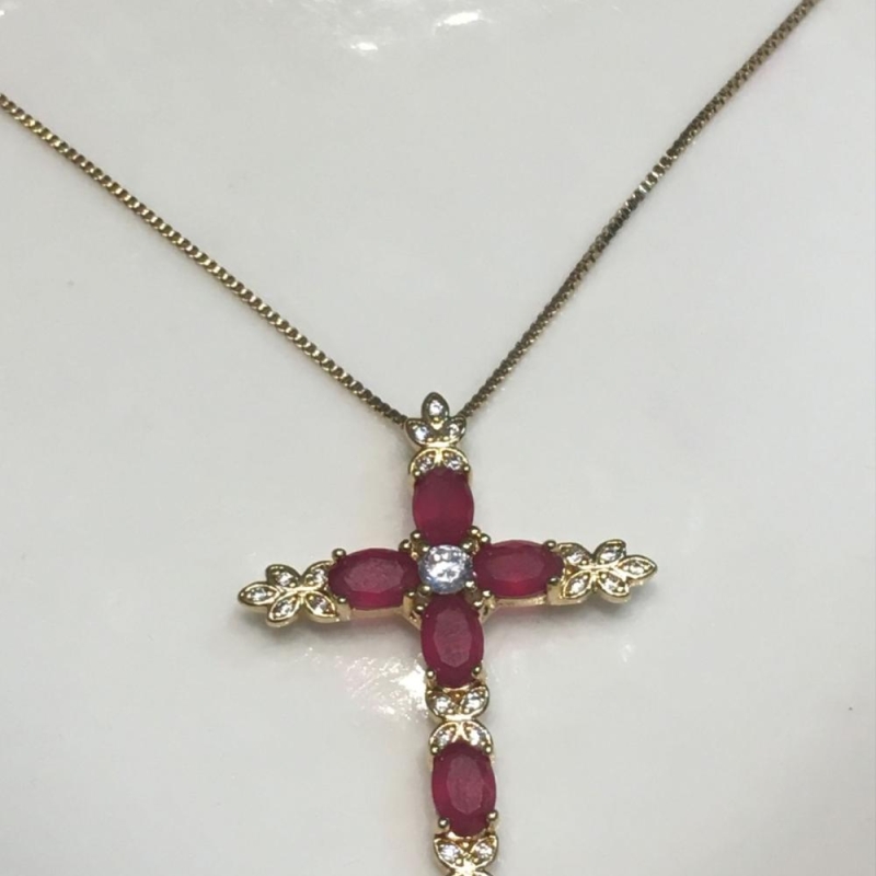 colar cruz cristal rosa