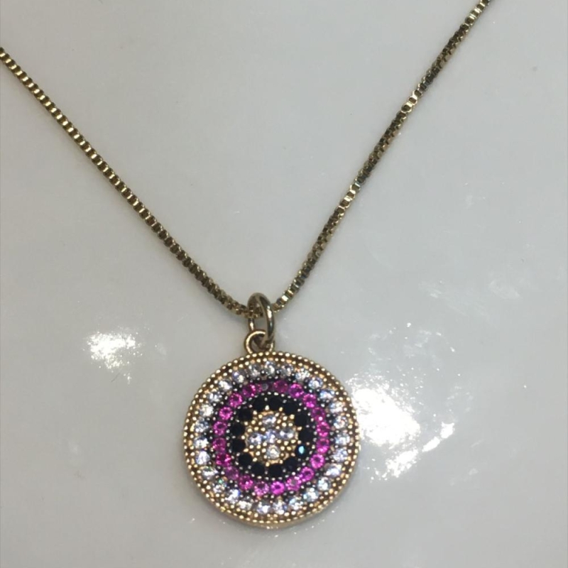colar pingente redondo rosa e  preto cristal