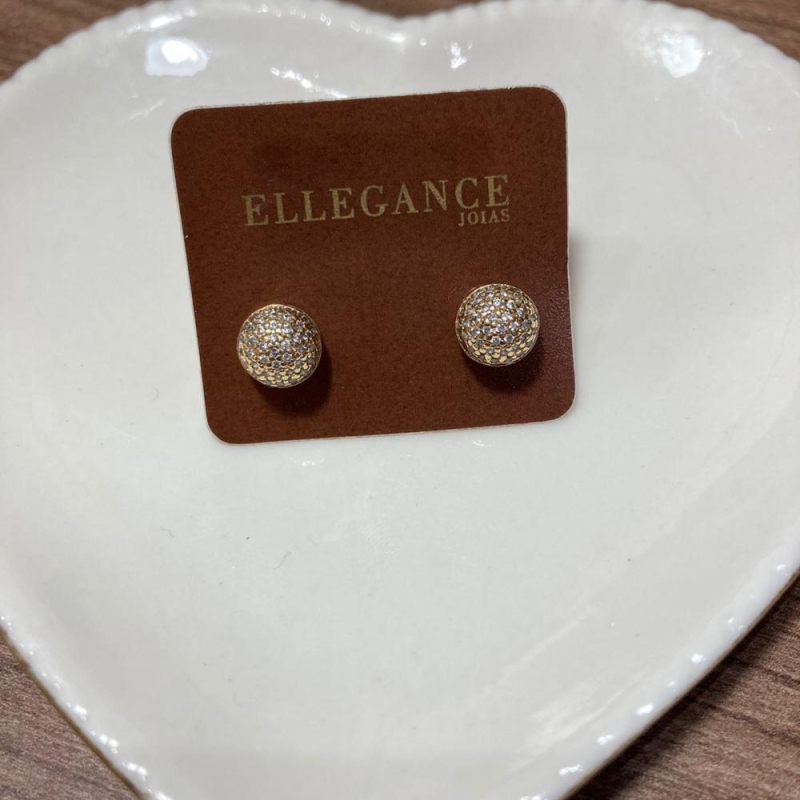 Brinco bolinha  dourado