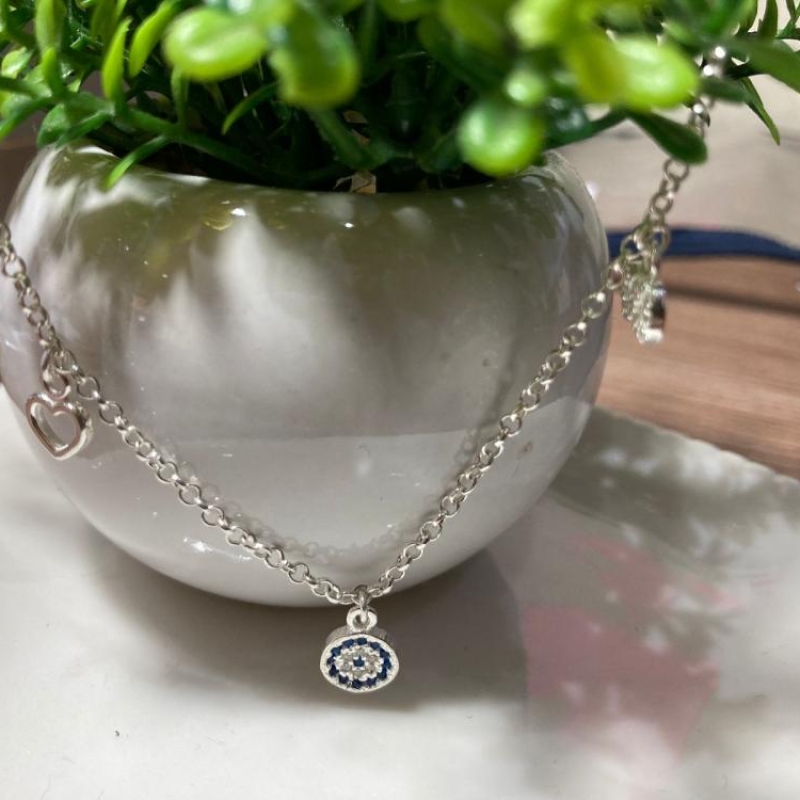 Pulseira olho grego coração